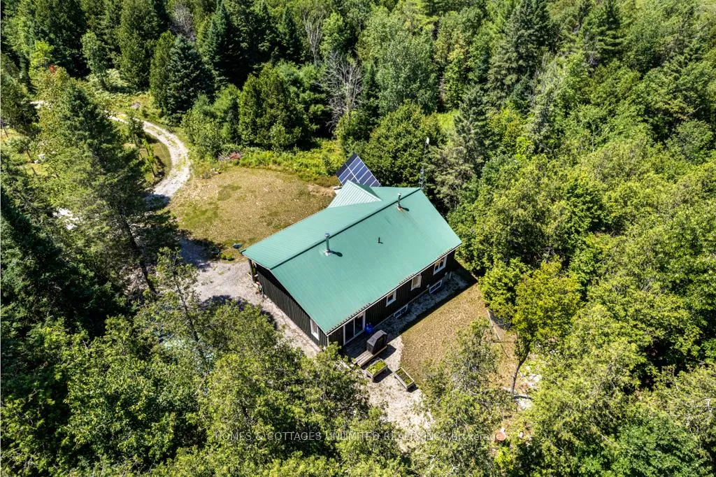 Photo 6 of 121 Proulx Lane, Lanark Highlands, Lanark Highlands (Lanark) Twp — HOMEH