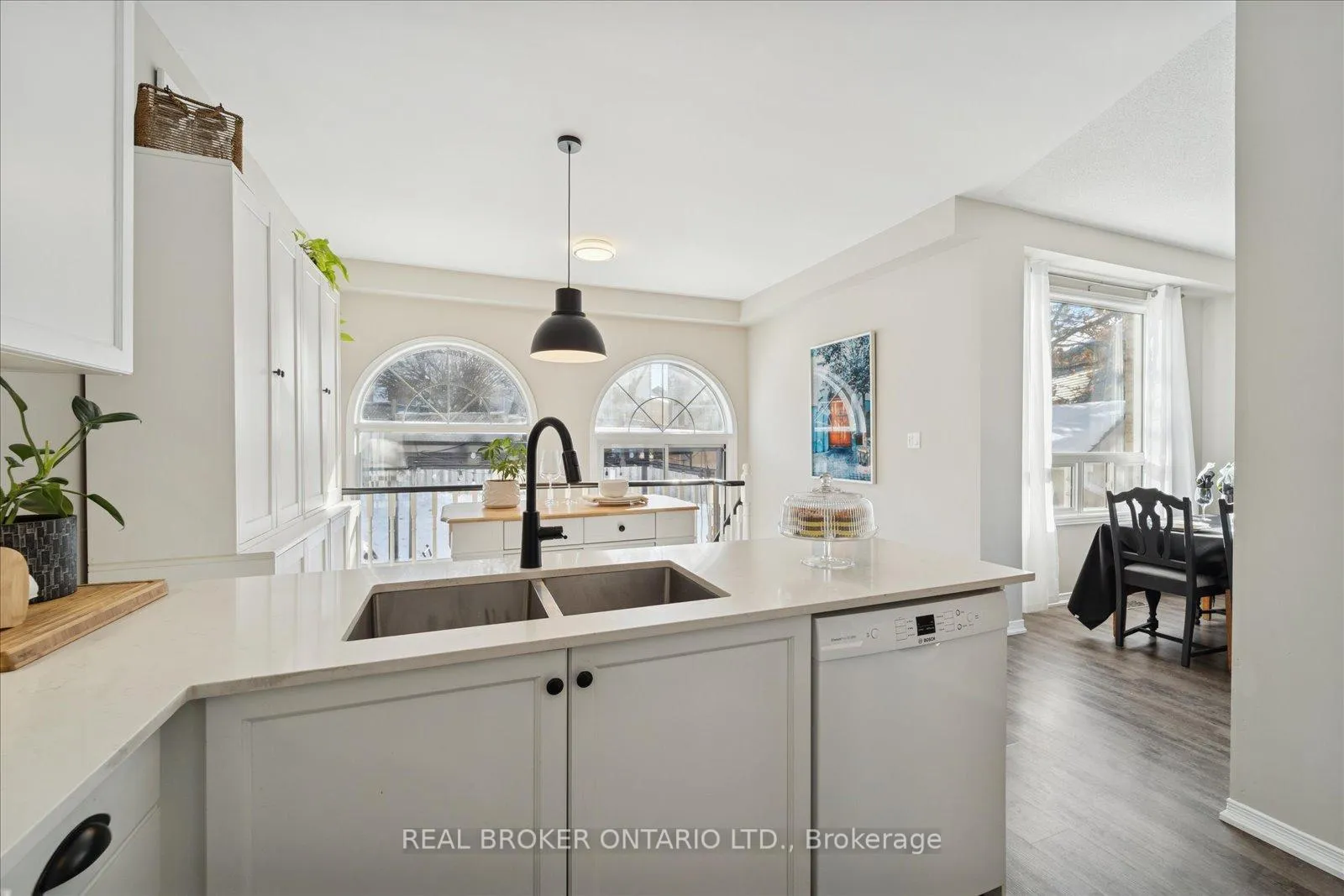 Photo 21 of 1053 Timberland Crescent, Oshawa, Pinecrest — HOMEH