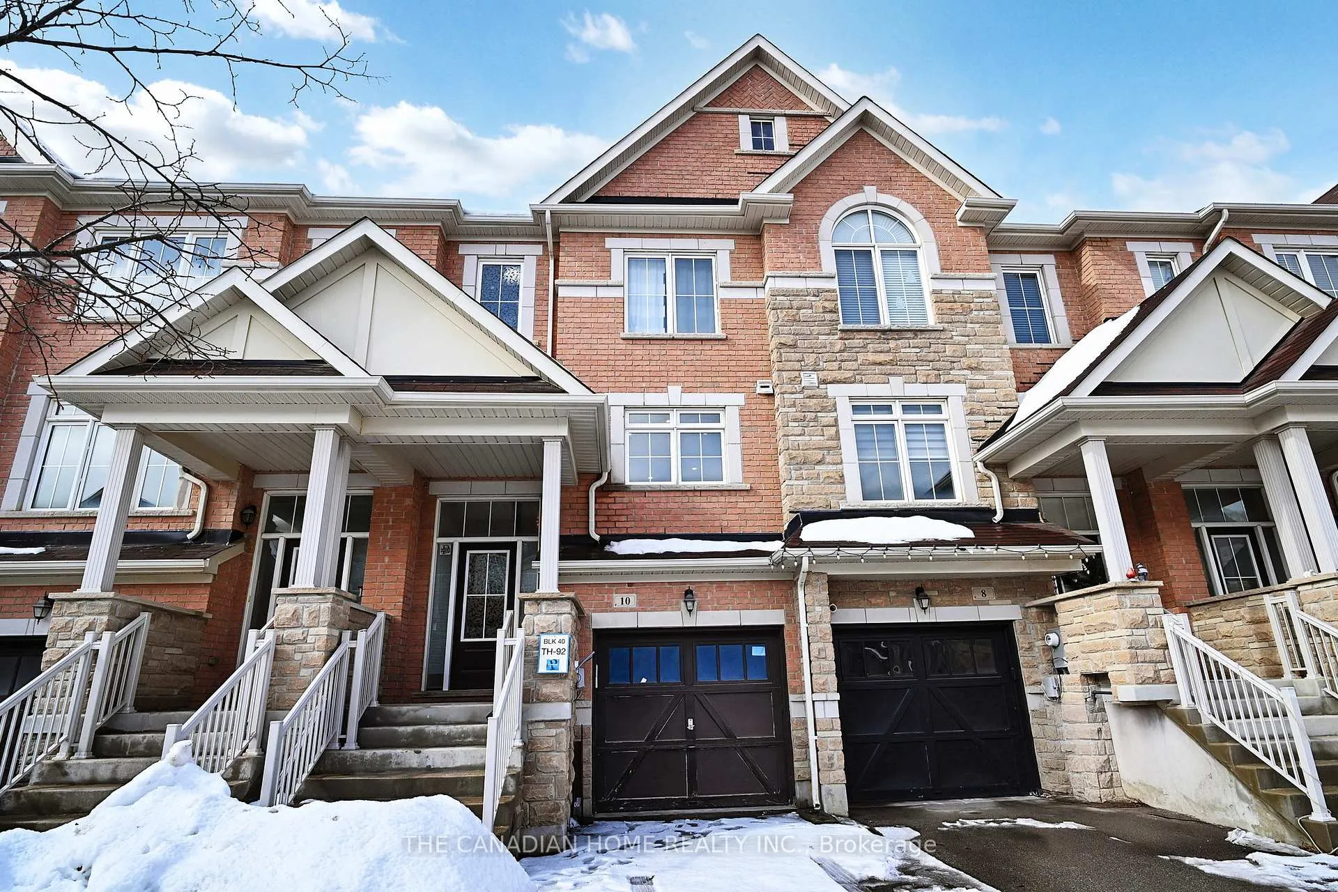 Photo 2 of 10 Rockbrook Trail, Brampton, Northwest Brampton — HOMEH
