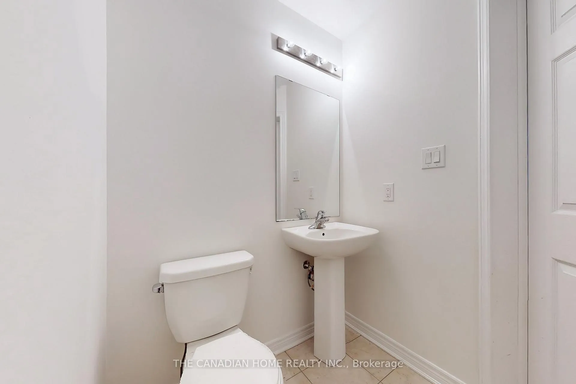 Photo 17 of 10 Rockbrook Trail, Brampton, Northwest Brampton — HOMEH