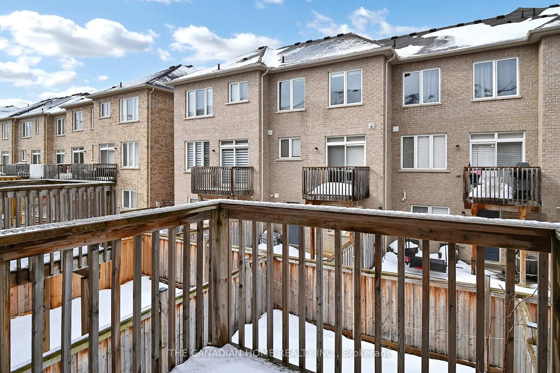 Photo 43 of 10 Rockbrook Trail, Brampton, Northwest Brampton — HOMEH