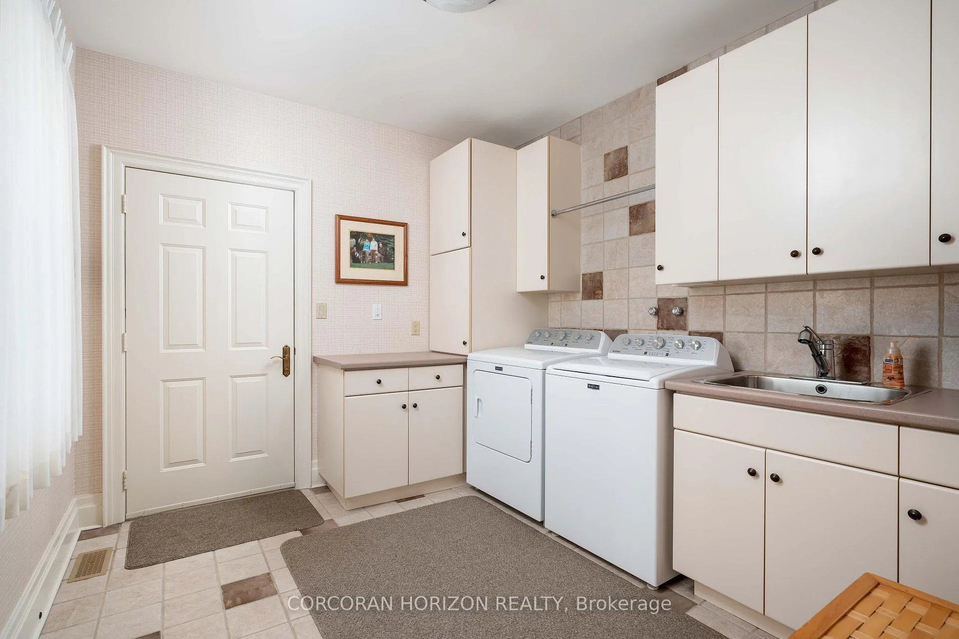 Photo 37 of 276 Carrington Place, Waterloo — HOMEH