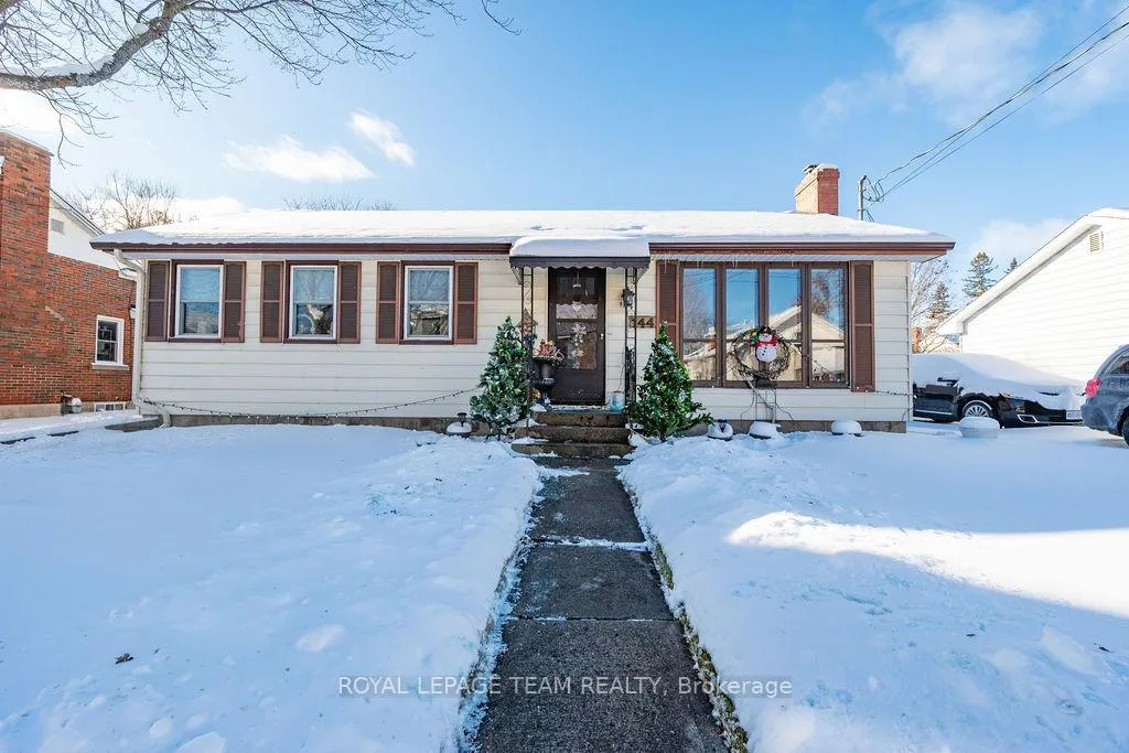 Photo 1 of 144 Opeongo Road, Renfrew — HOMEH