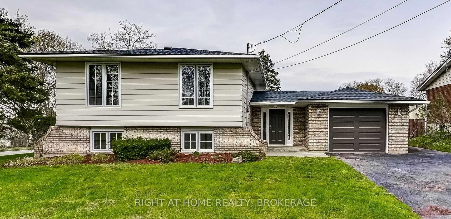 Photo 6 of 1190 Haist Street, Pelham, Fonthill — HOMEH