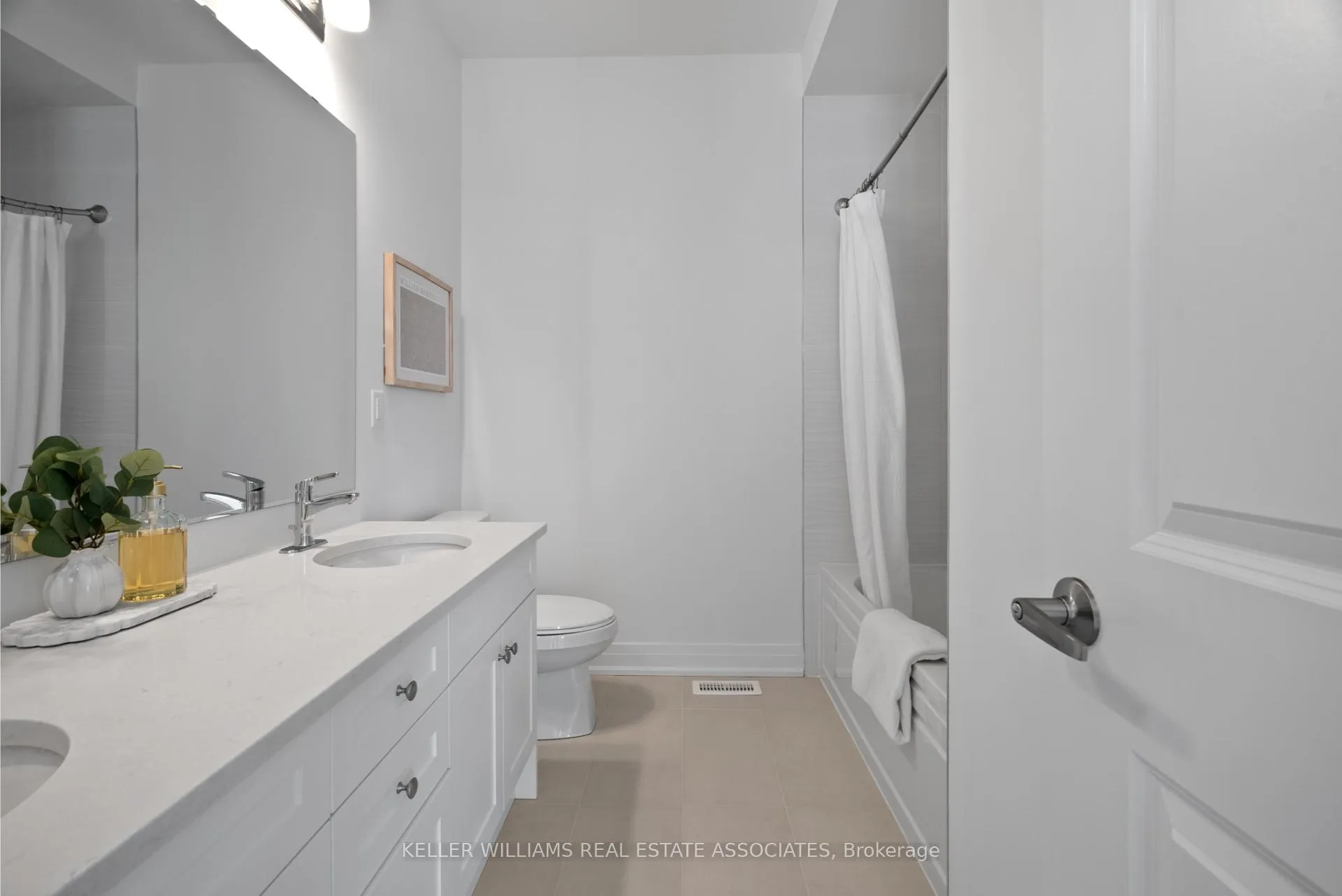 Photo 21 of 12 Aster Woods Drive, Caledon, Rural Caledon — HOMEH