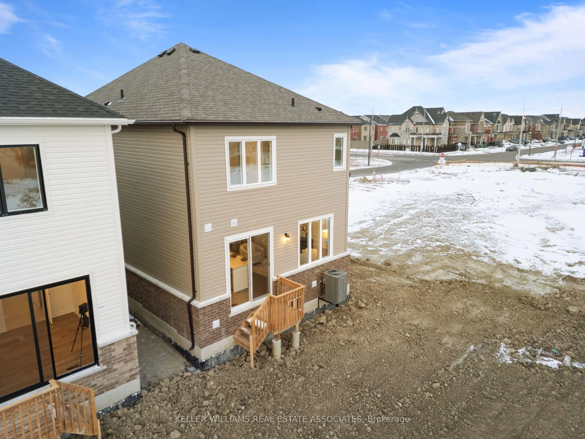 Photo 29 of 12 Aster Woods Drive, Caledon, Rural Caledon — HOMEH