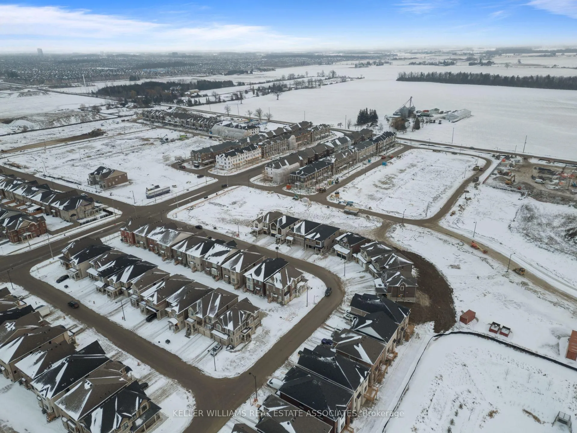 Photo 32 of 12 Aster Woods Drive, Caledon, Rural Caledon — HOMEH