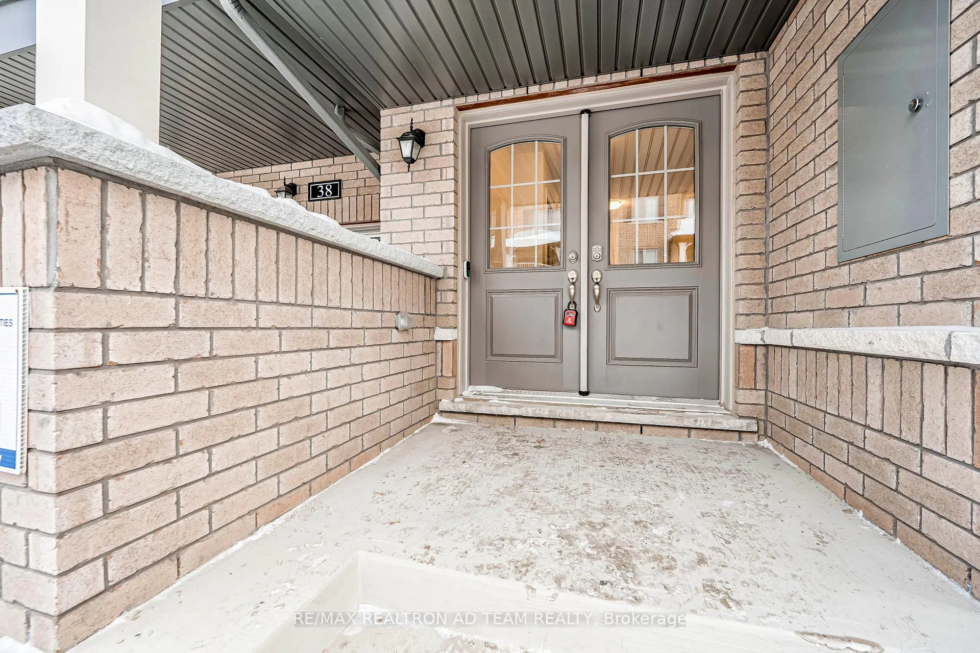 Photo 4 of 38 Amulet Way, Whitby, Rolling Acres — HOMEH
