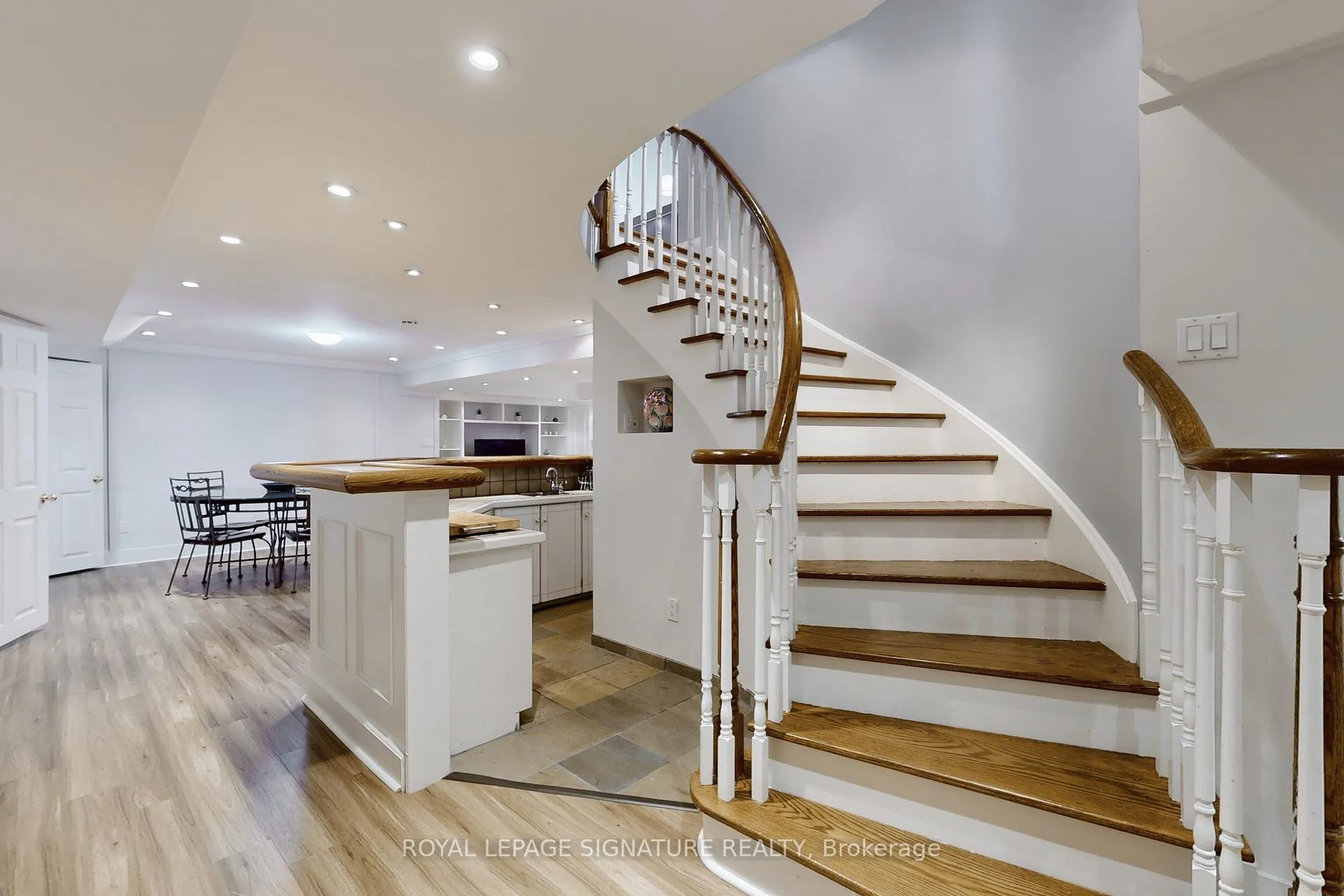 Photo 31 of 60 Ferndell Circle, Markham, Unionville — HOMEH