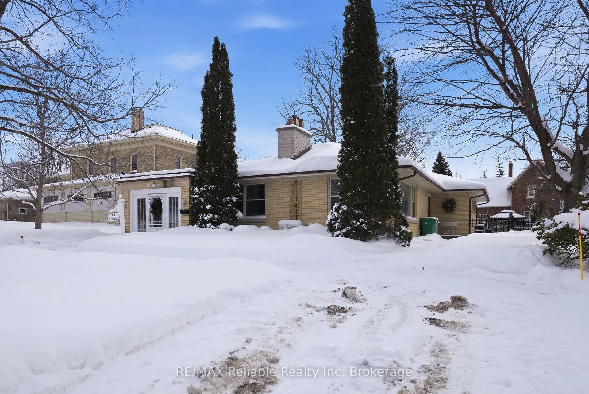 Photo 3 of 55 Caledonia Terrace, Goderich, Goderich (Town) — HOMEH