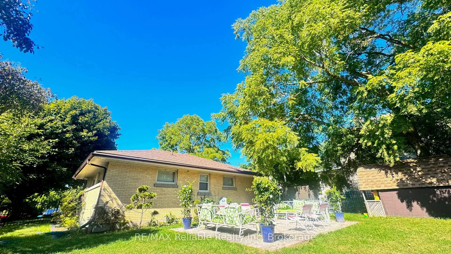 Photo 8 of 55 Caledonia Terrace, Goderich, Goderich (Town) — HOMEH