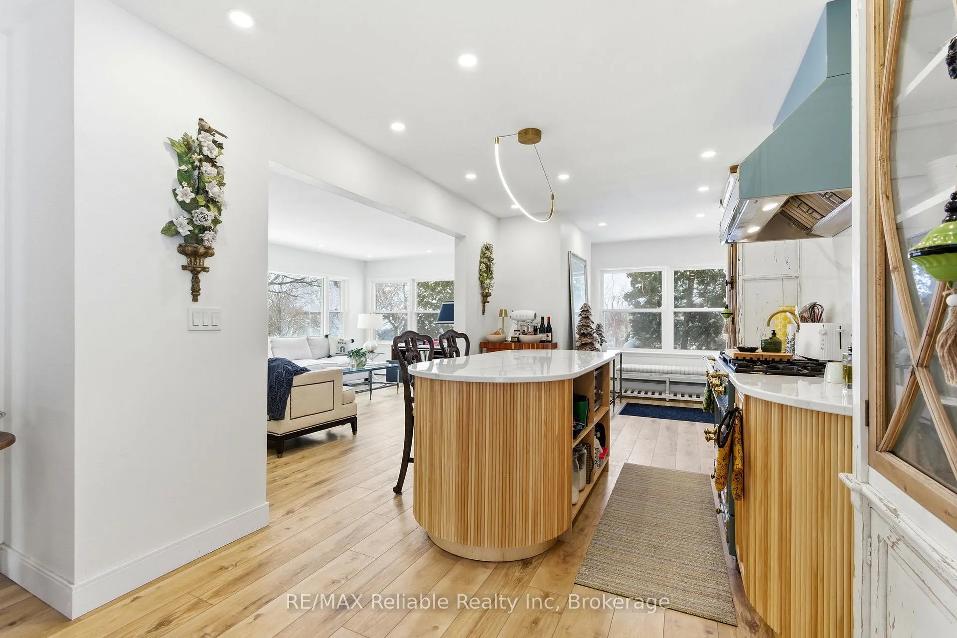 Photo 18 of 55 Caledonia Terrace, Goderich, Goderich (Town) — HOMEH