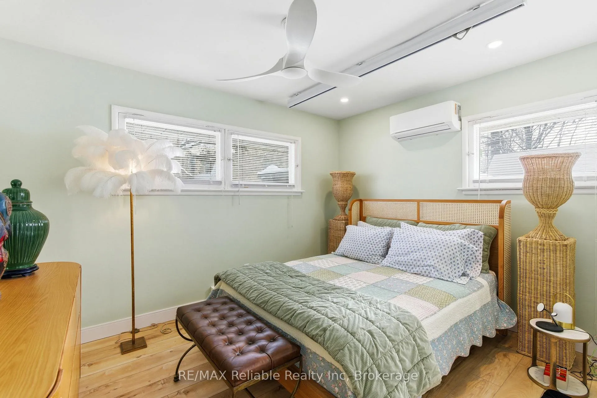 Photo 28 of 55 Caledonia Terrace, Goderich, Goderich (Town) — HOMEH