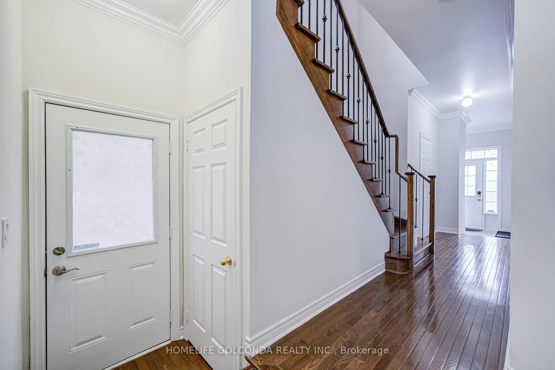 Photo 7 of 63 Kincaid Lane, Markham, Middlefield — HOMEH