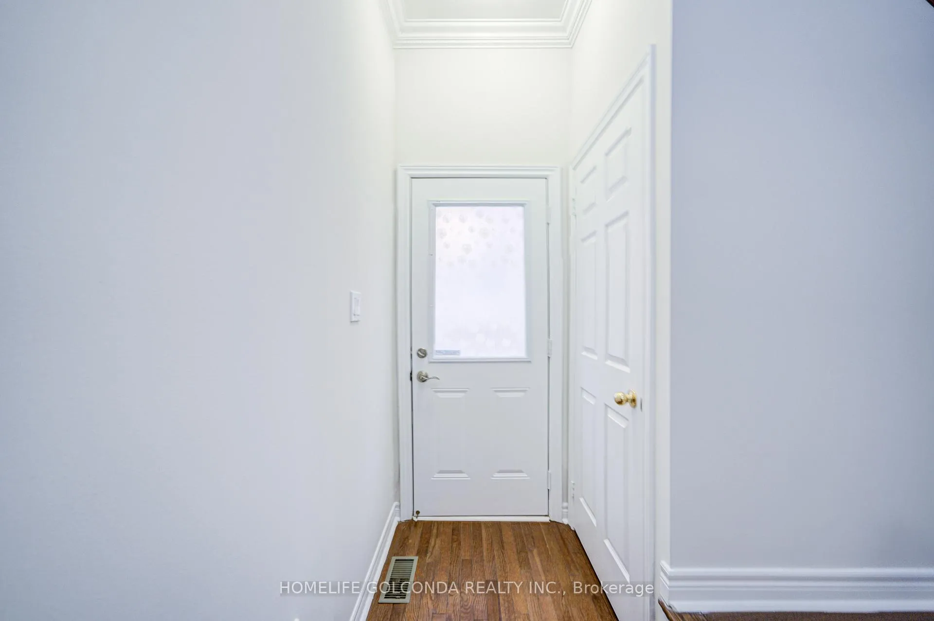 Photo 17 of 63 Kincaid Lane, Markham, Middlefield — HOMEH