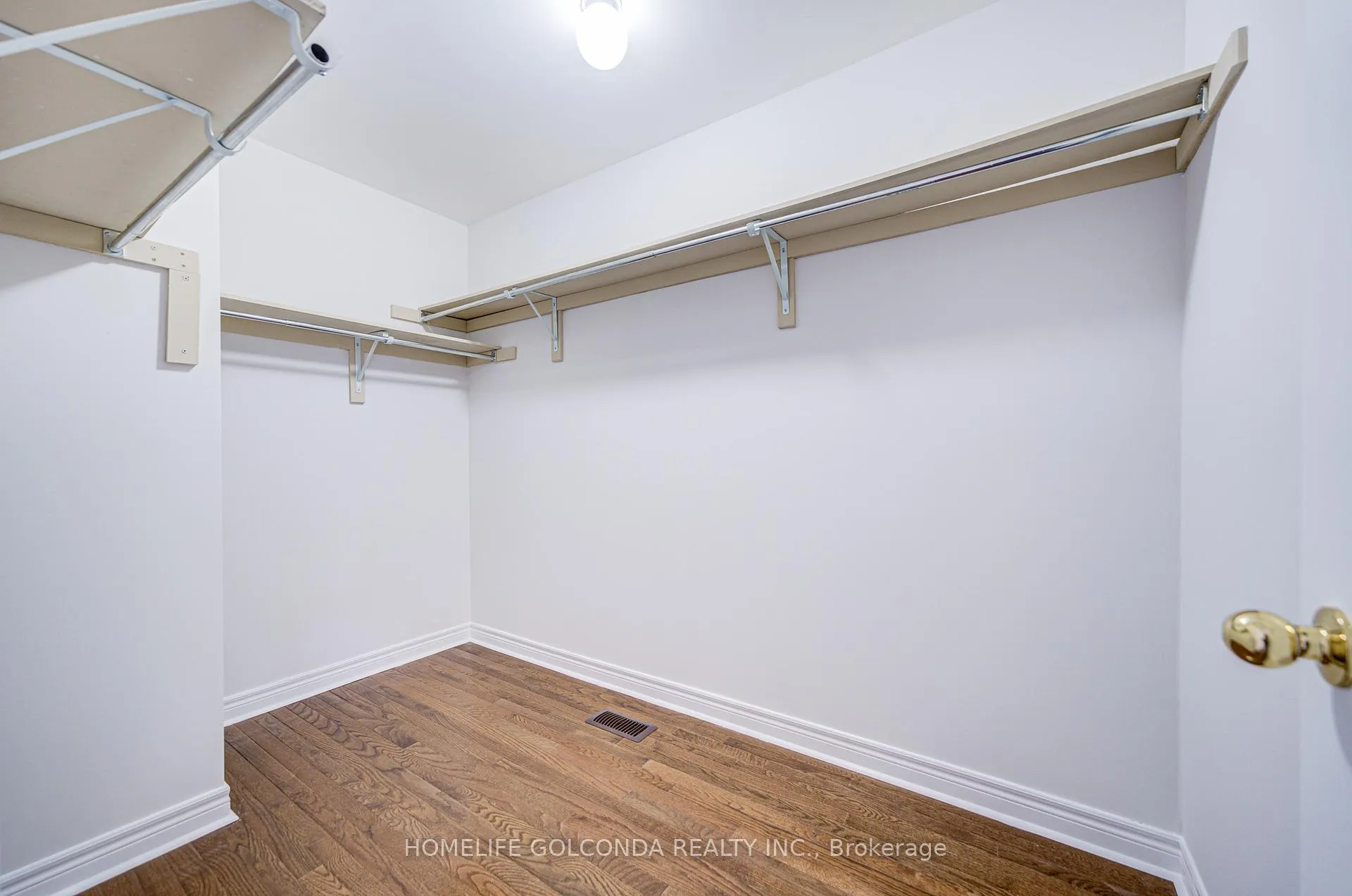 Photo 24 of 63 Kincaid Lane, Markham, Middlefield — HOMEH