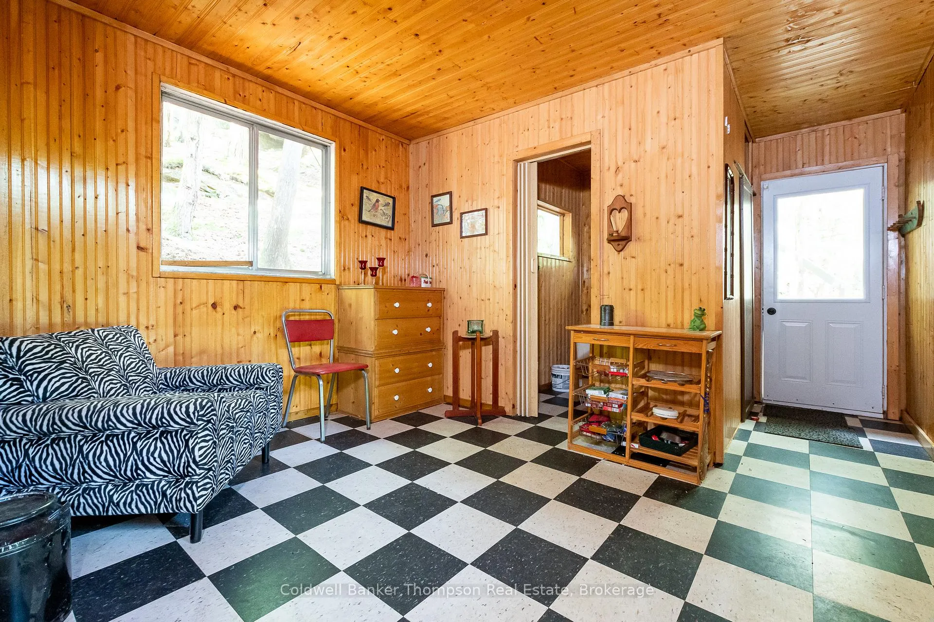 Photo 11 of 91B Cedar Lane, Kearney — HOMEH