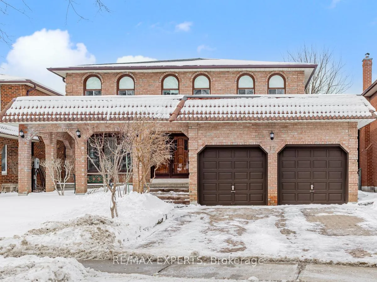 Photo 1 of 12 Arrowhead Drive, Vaughan, East Woodbridge — HOMEH