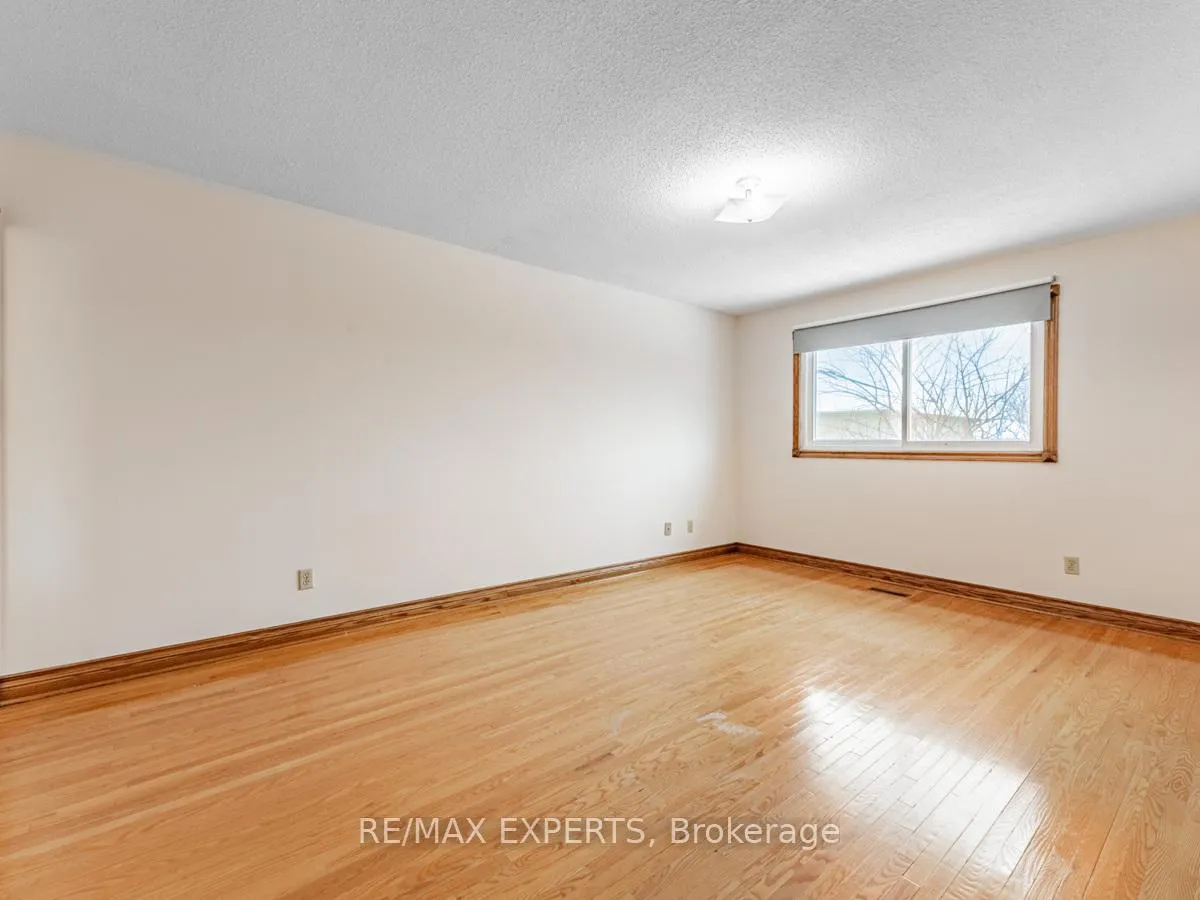 Photo 27 of 12 Arrowhead Drive, Vaughan, East Woodbridge — HOMEH