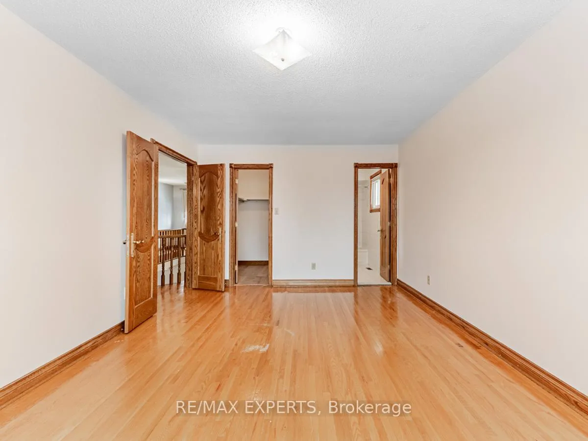 Photo 28 of 12 Arrowhead Drive, Vaughan, East Woodbridge — HOMEH