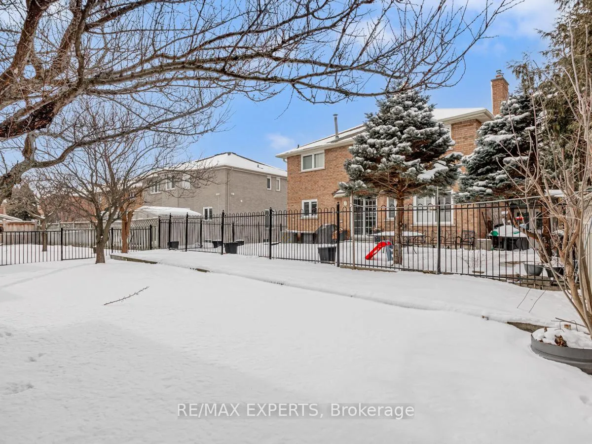 Photo 31 of 12 Arrowhead Drive, Vaughan, East Woodbridge — HOMEH