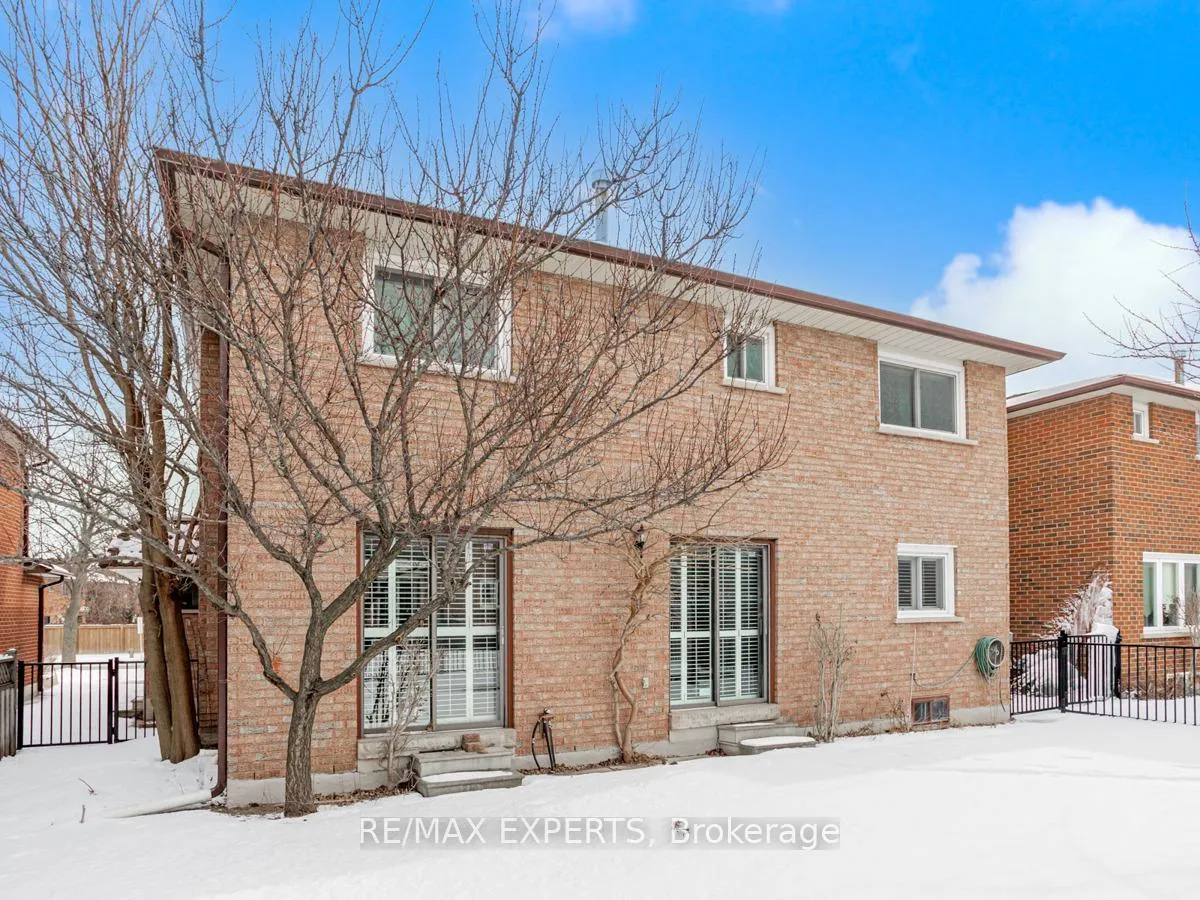 Photo 32 of 12 Arrowhead Drive, Vaughan, East Woodbridge — HOMEH