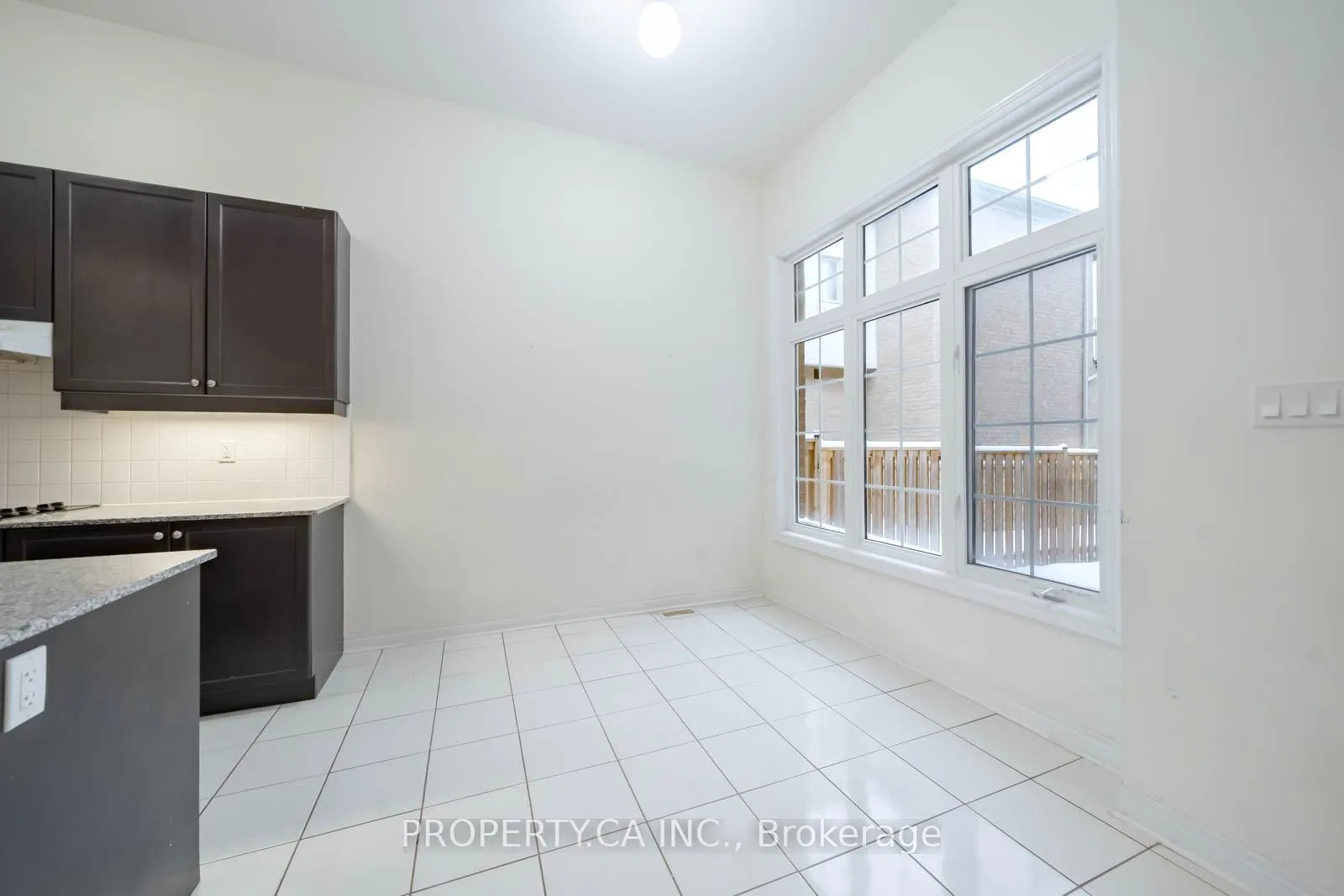 Photo 6 of 120 Braebrook Drive, Whitby, Rolling Acres — HOMEH