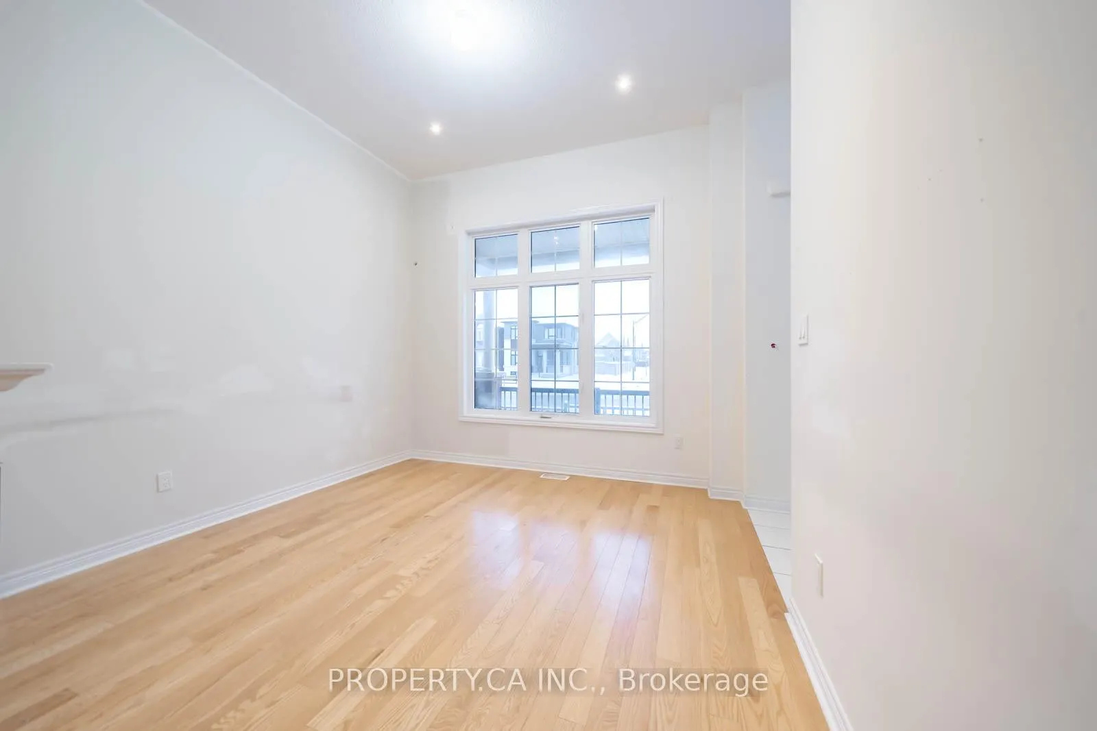 Photo 14 of 120 Braebrook Drive, Whitby, Rolling Acres — HOMEH