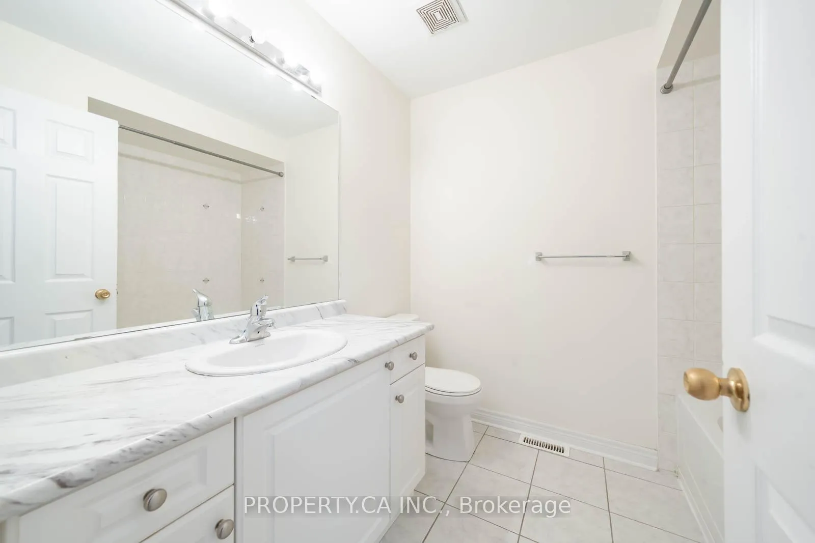 Photo 30 of 120 Braebrook Drive, Whitby, Rolling Acres — HOMEH