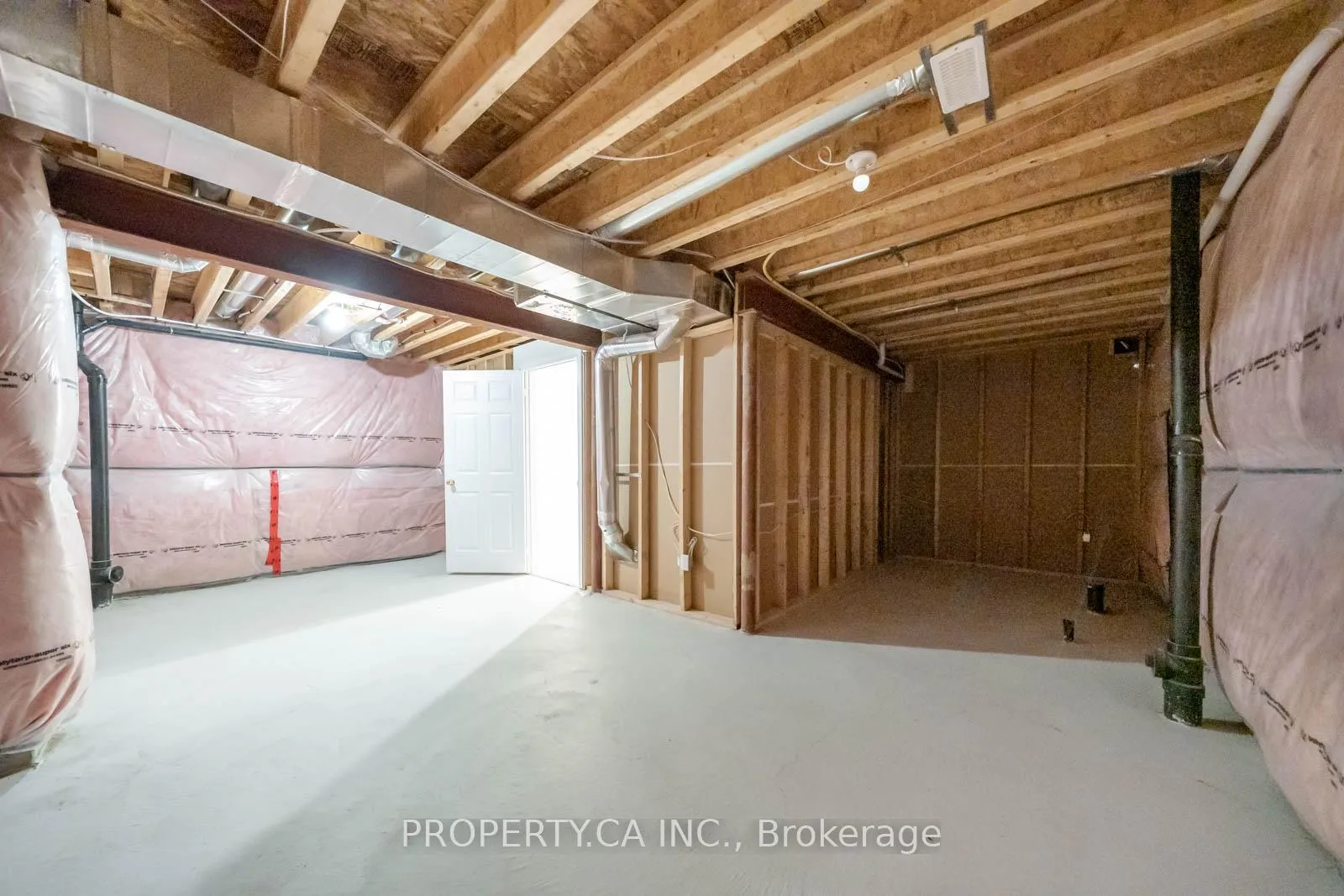Photo 36 of 120 Braebrook Drive, Whitby, Rolling Acres — HOMEH