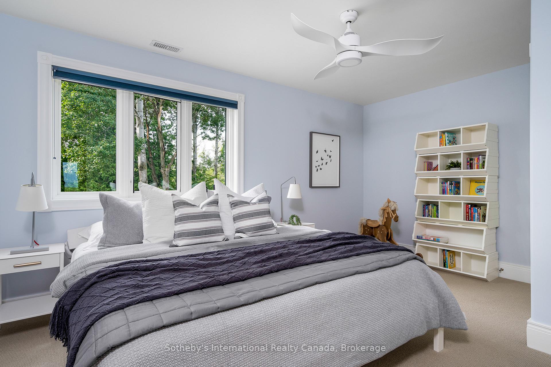 Photo 9 of 164 Bartlett Boulevard, Collingwood — HOMEH