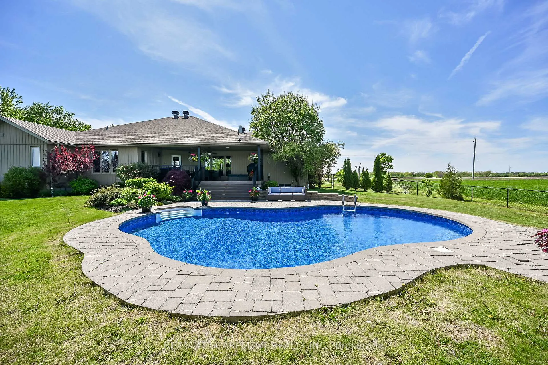 Photo 2 of 774 Kohler Road, Haldimand — HOMEH