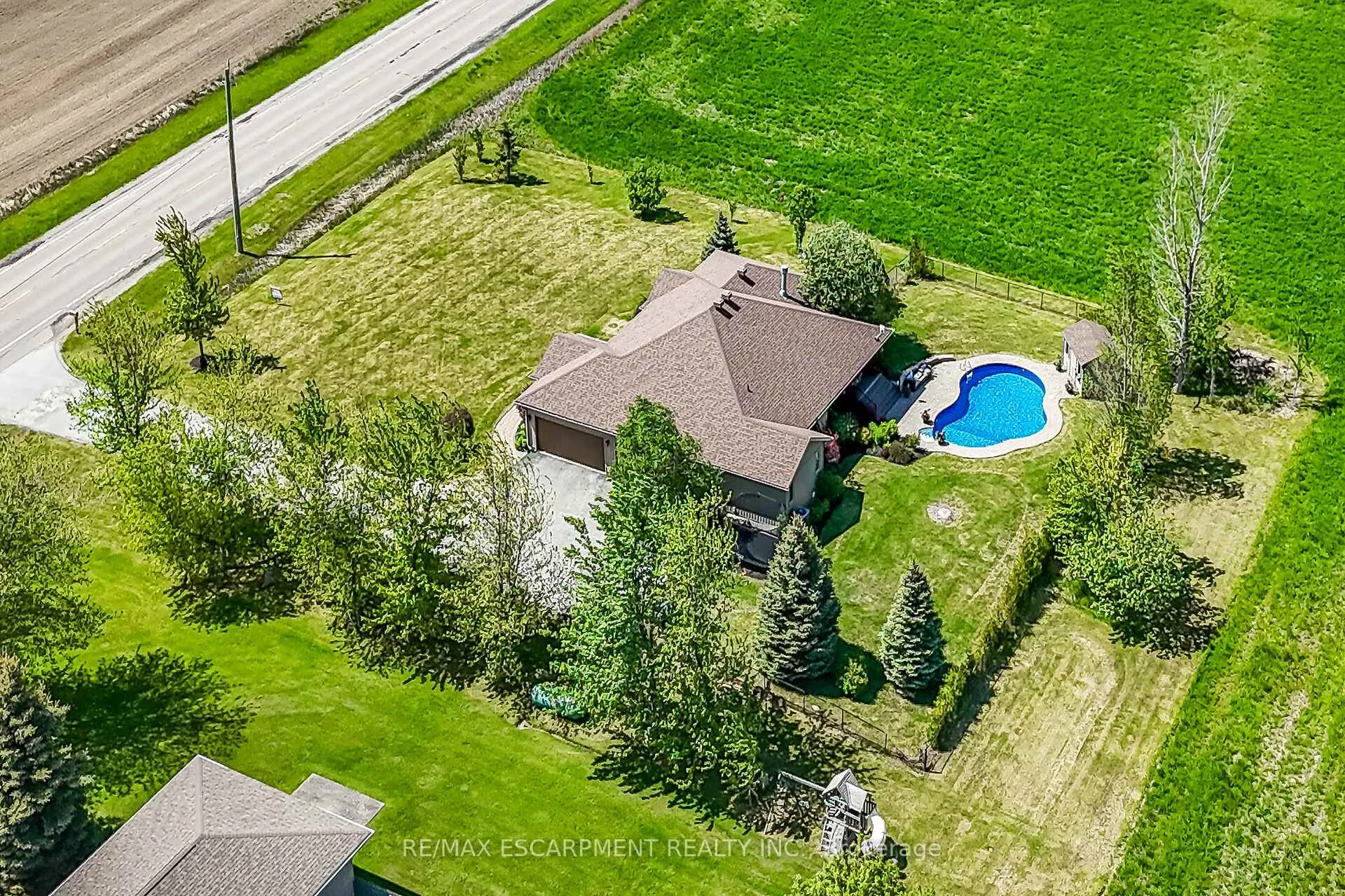 Photo 3 of 774 Kohler Road, Haldimand — HOMEH
