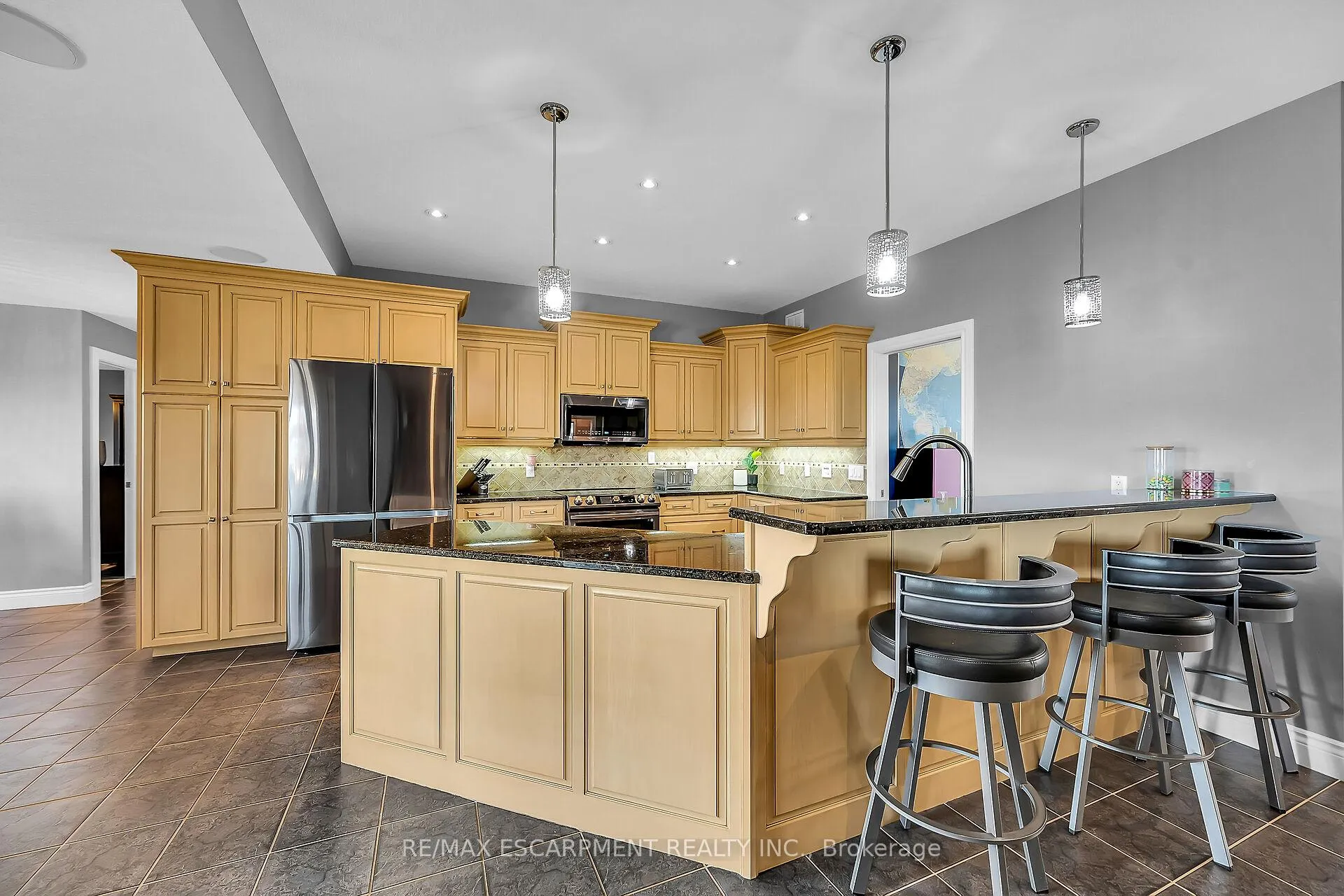 Photo 8 of 774 Kohler Road, Haldimand — HOMEH