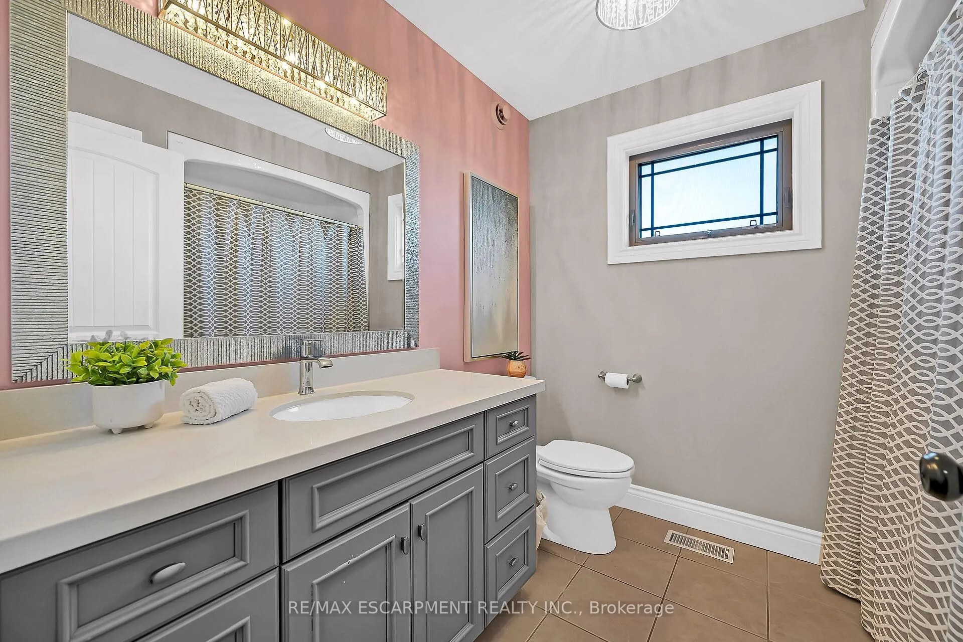 Photo 21 of 774 Kohler Road, Haldimand — HOMEH