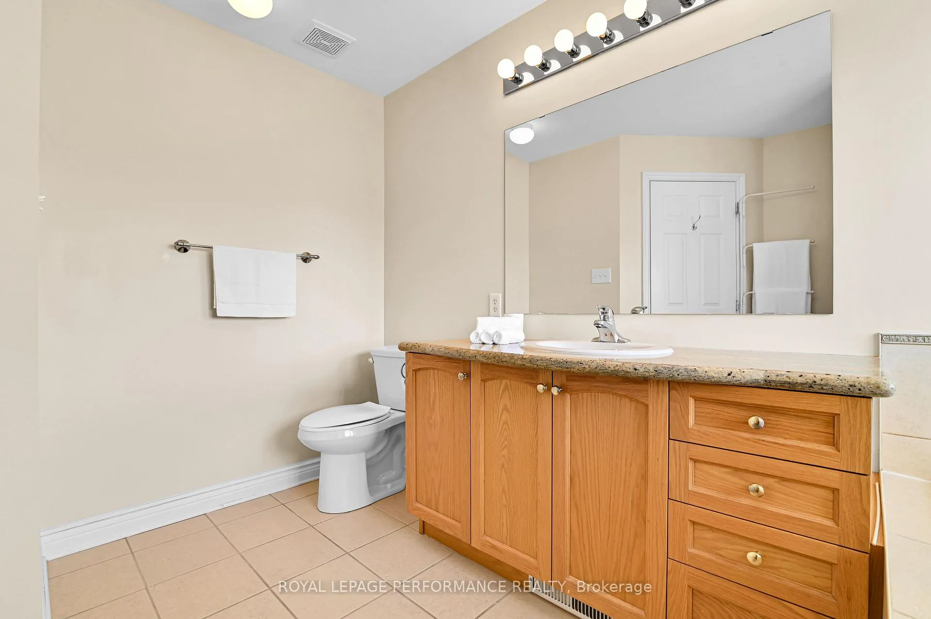 Photo 22 of 291 Silbrass Private, Ottawa, Barrhaven - Stonebridge — HOMEH