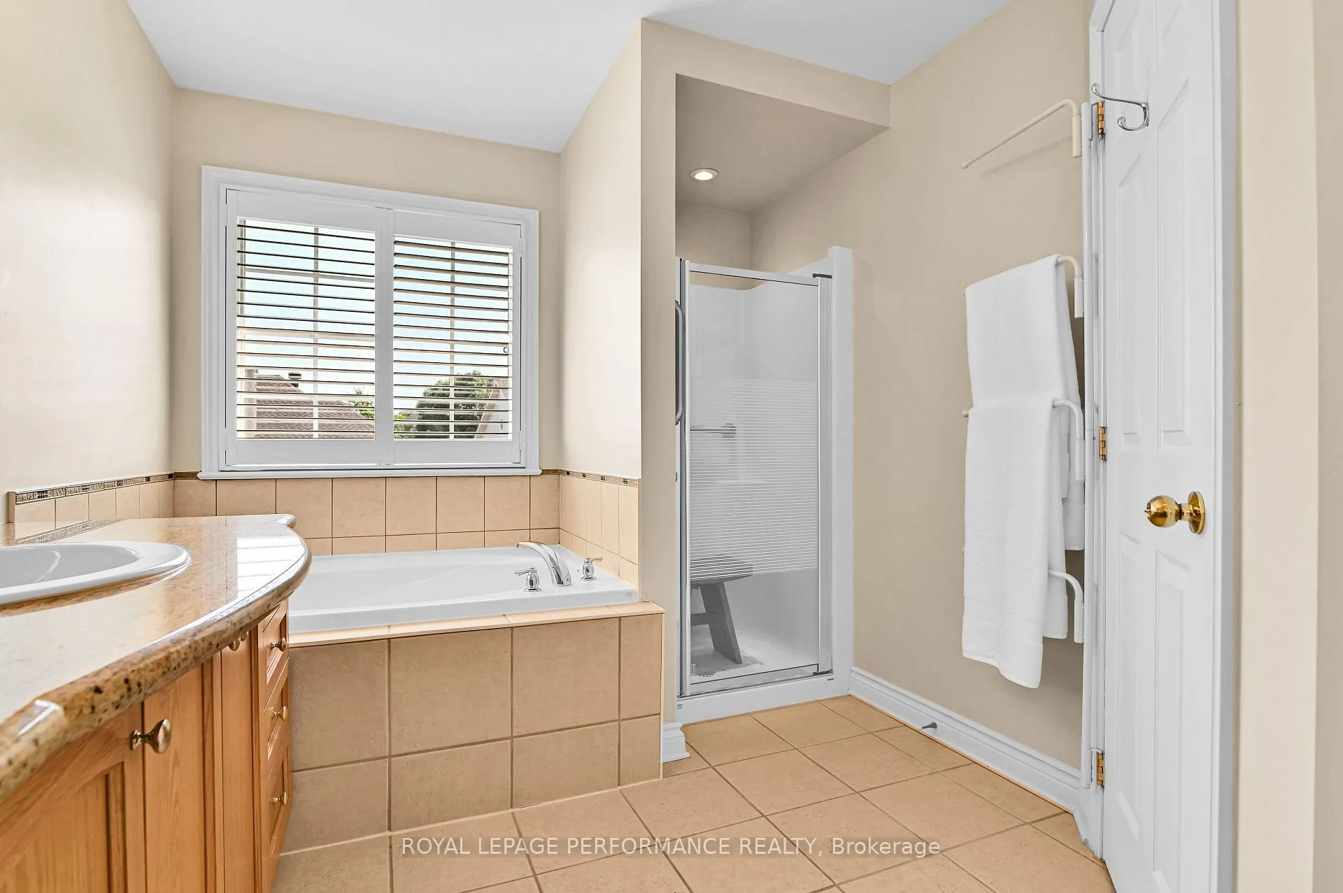 Photo 23 of 291 Silbrass Private, Ottawa, Barrhaven - Stonebridge — HOMEH