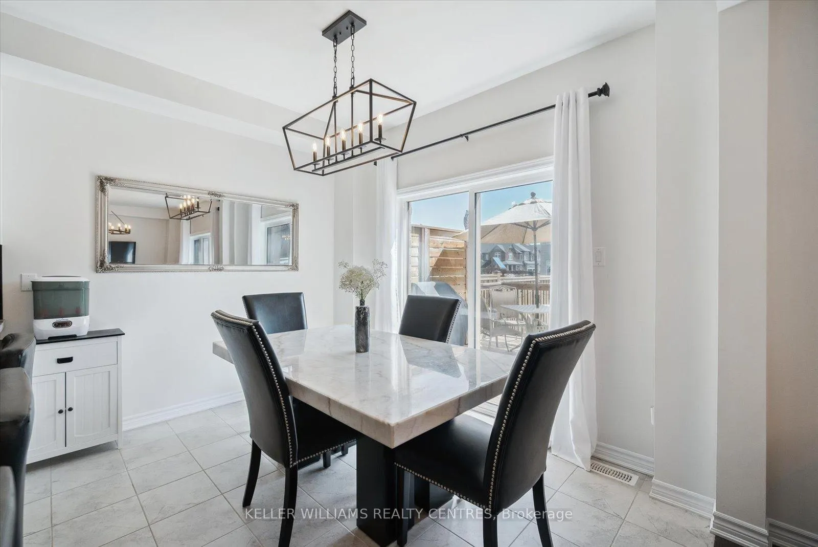 Photo 9 of 1001 Barton Way, Innisfil, Alcona — HOMEH