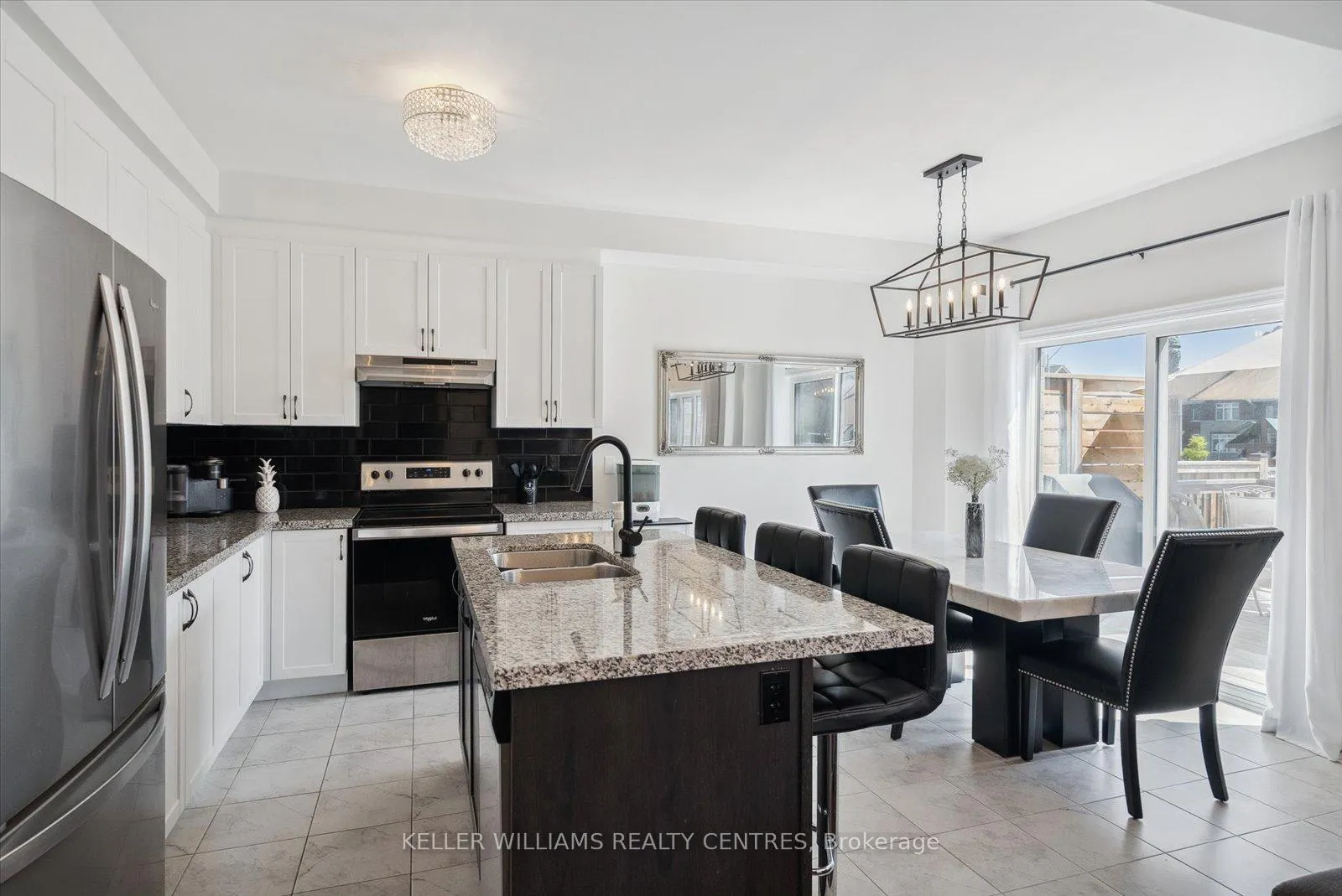 Photo 11 of 1001 Barton Way, Innisfil, Alcona — HOMEH