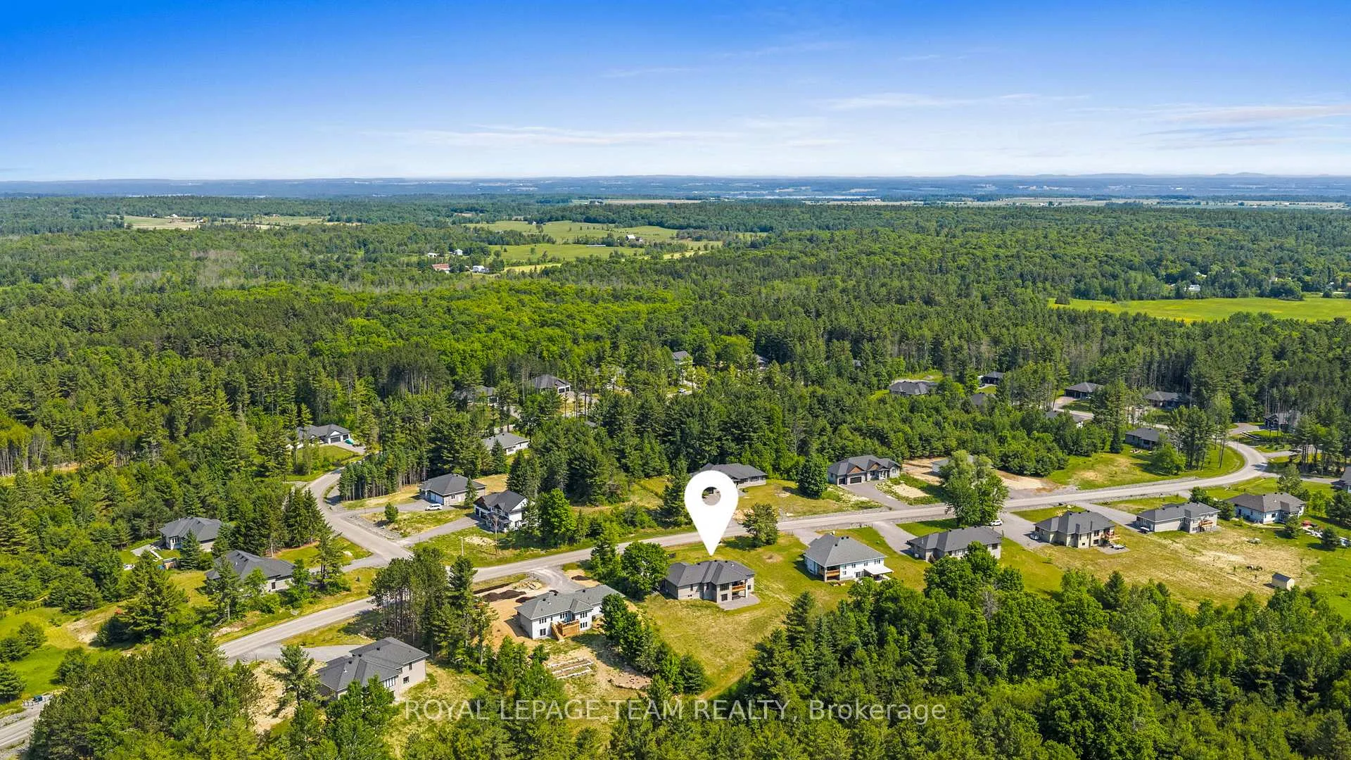 Photo 49 of 48 Raymond Luhta Crescent, McNab/Braeside, Mcnab/Braeside Twps — HOMEH