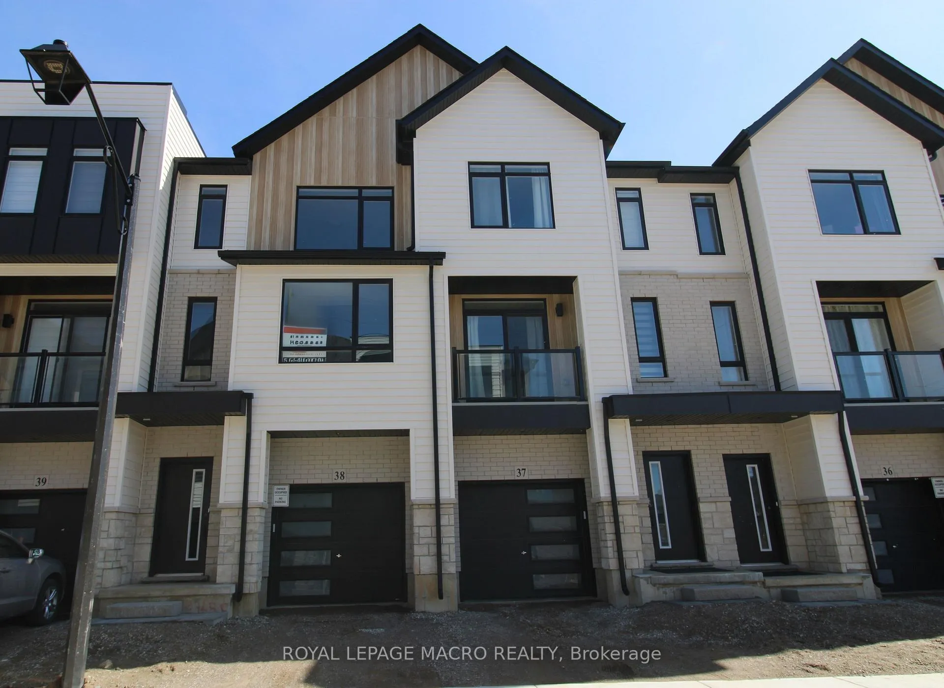 Photo 1 of Unit 38, 55 Tom Brown Drive, Brant, Paris — HOMEH