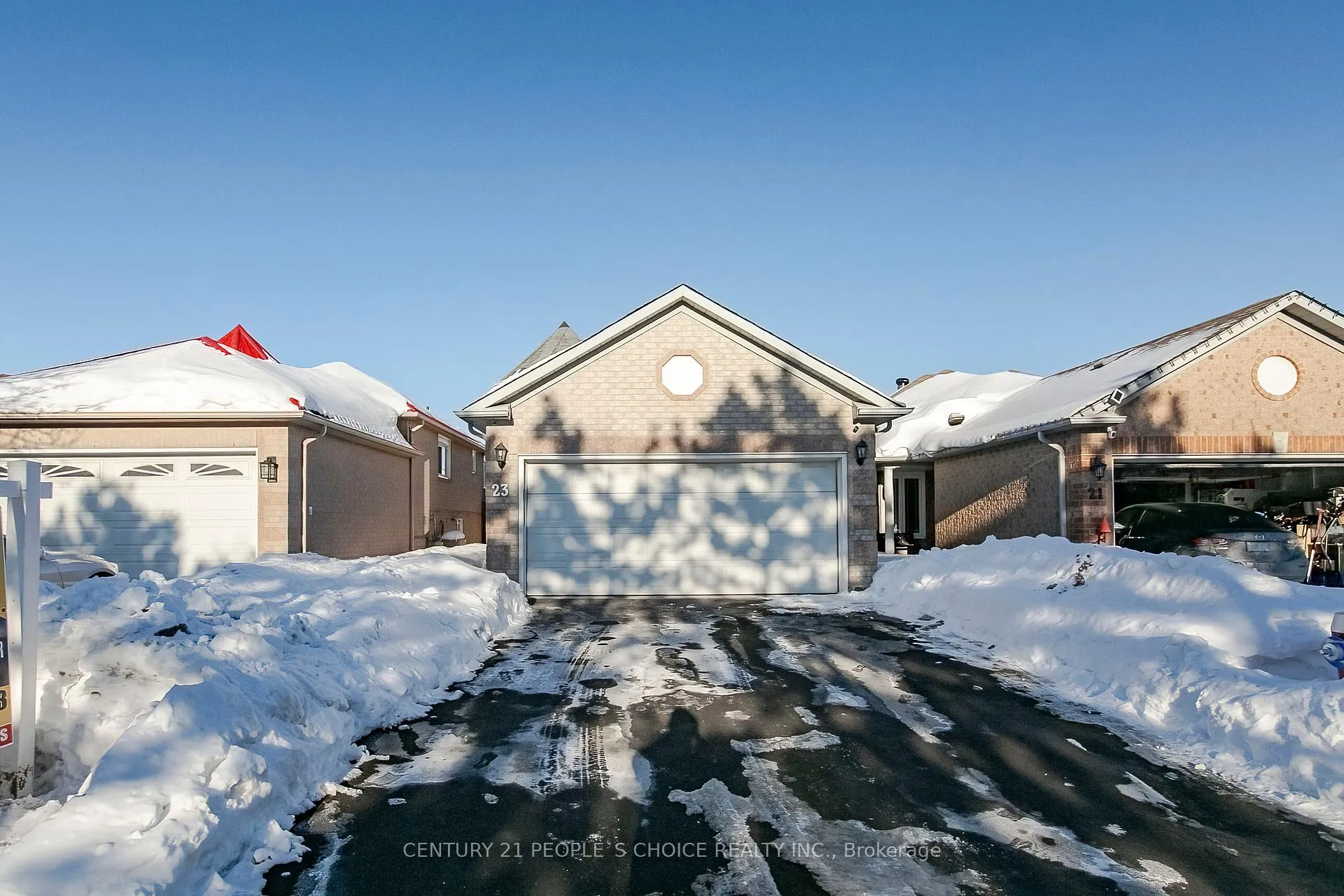 Photo 1 of 23 Silkwood Crescent, Brampton, Brampton West — HOMEH