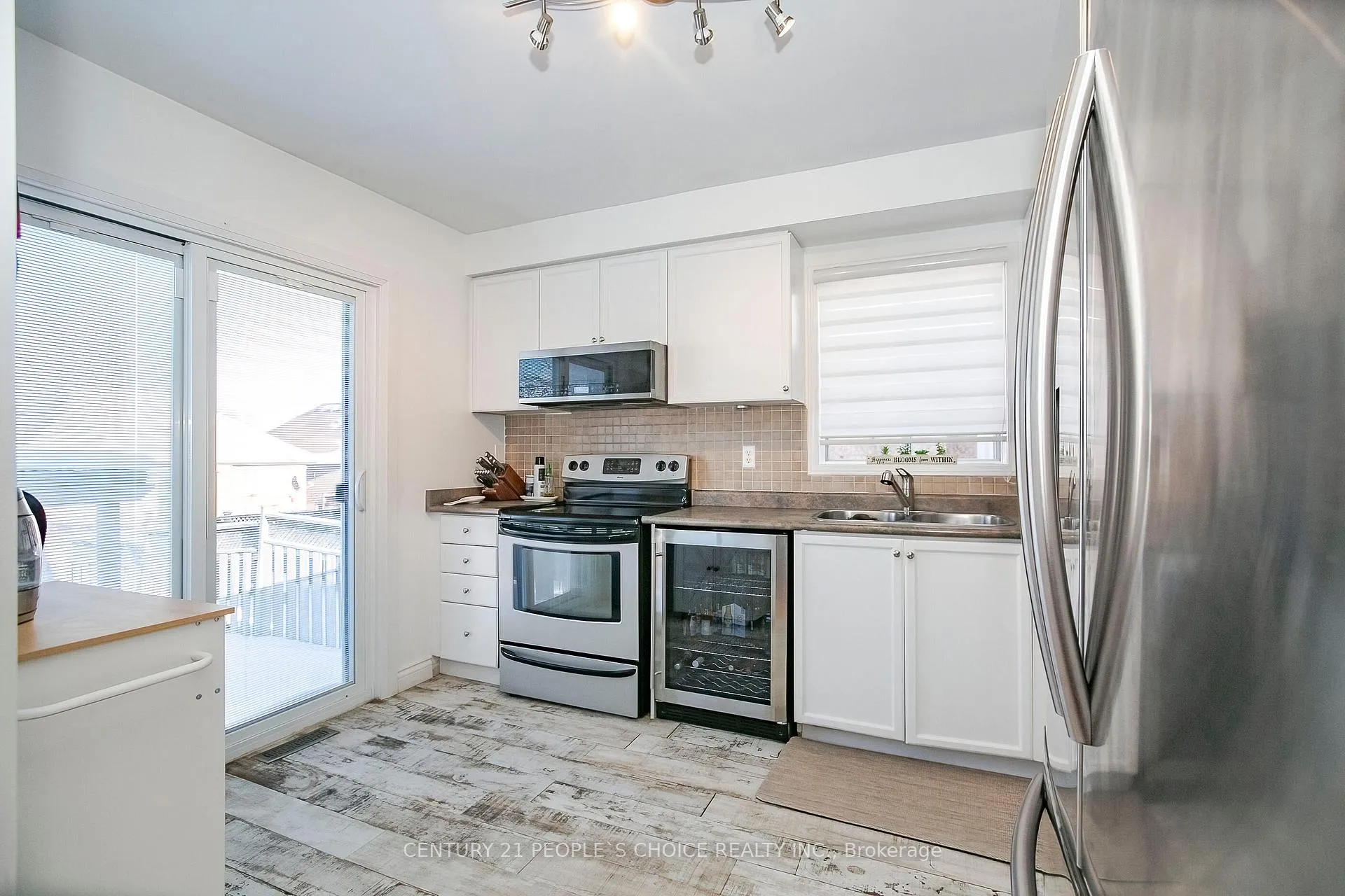 Photo 14 of 23 Silkwood Crescent, Brampton, Brampton West — HOMEH
