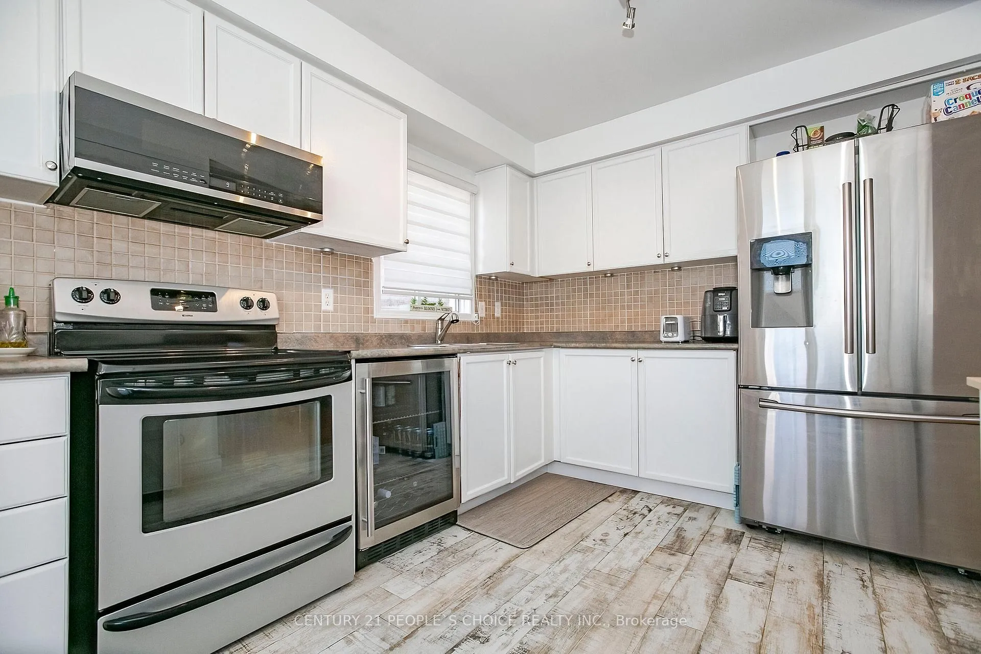 Photo 15 of 23 Silkwood Crescent, Brampton, Brampton West — HOMEH