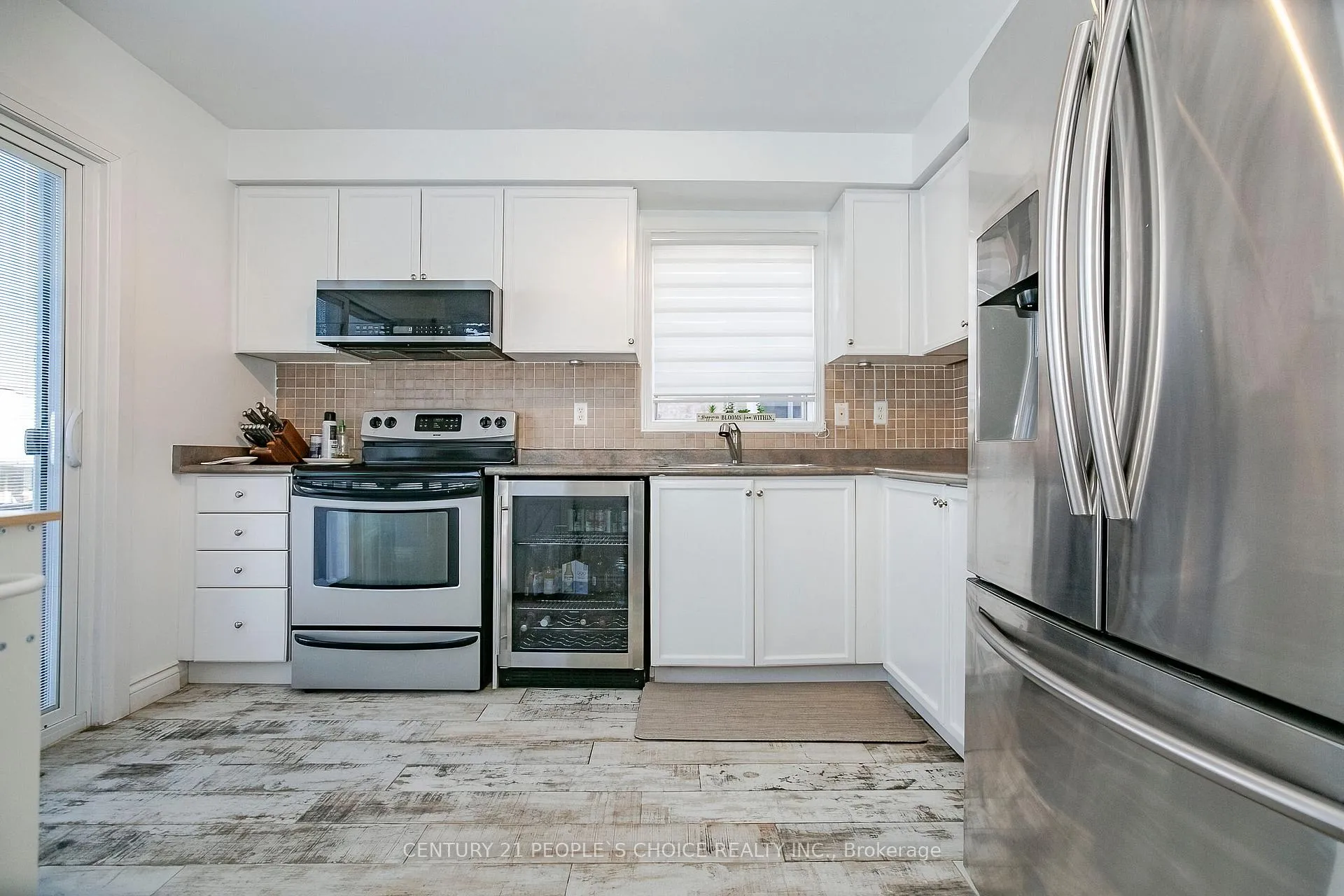 Photo 18 of 23 Silkwood Crescent, Brampton, Brampton West — HOMEH