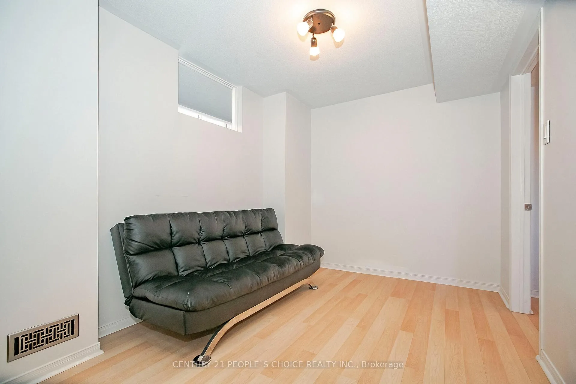 Photo 30 of 23 Silkwood Crescent, Brampton, Brampton West — HOMEH