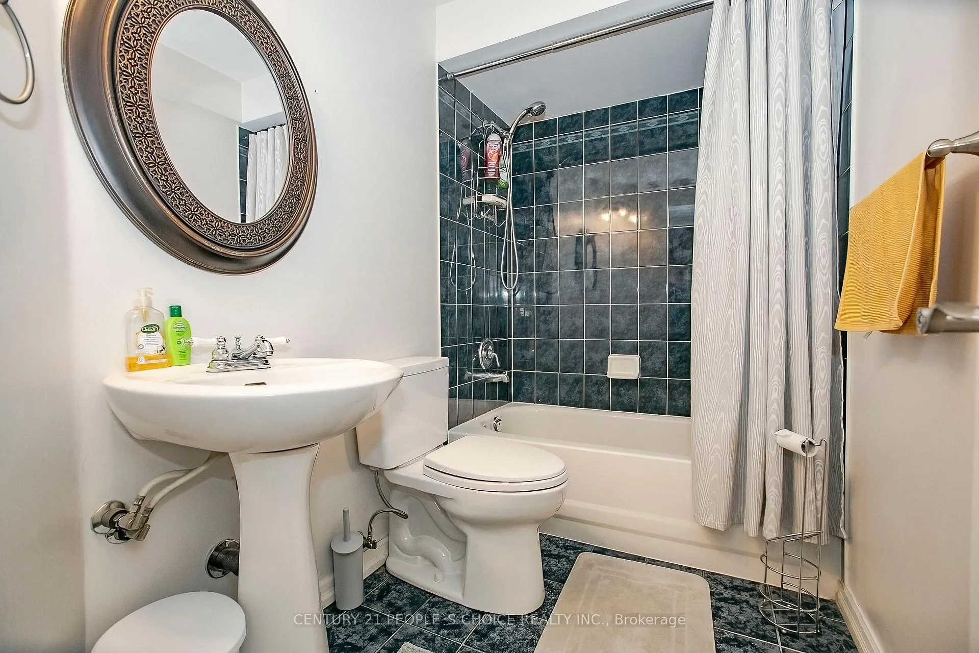 Photo 32 of 23 Silkwood Crescent, Brampton, Brampton West — HOMEH