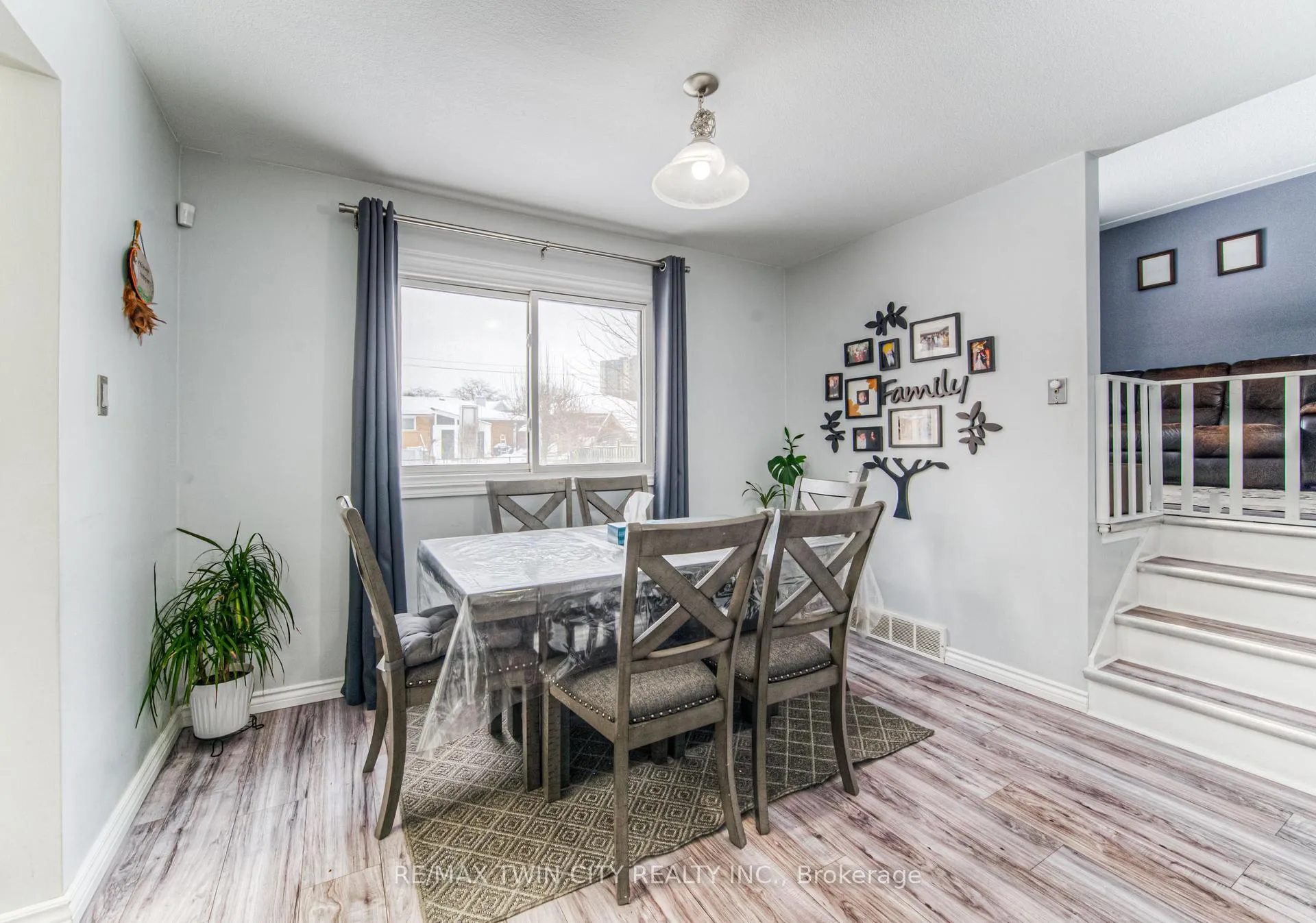 Photo 8 of 23 Fairlawn Road, Kitchener — HOMEH