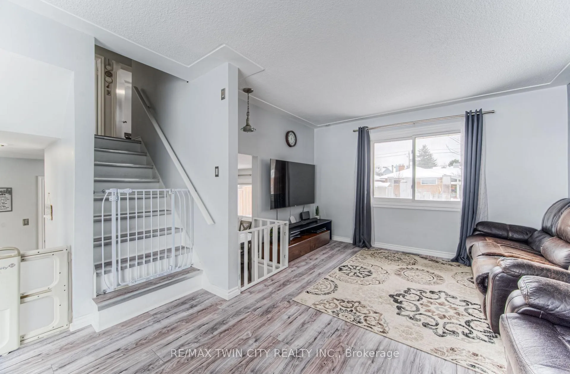 Photo 20 of 23 Fairlawn Road, Kitchener — HOMEH