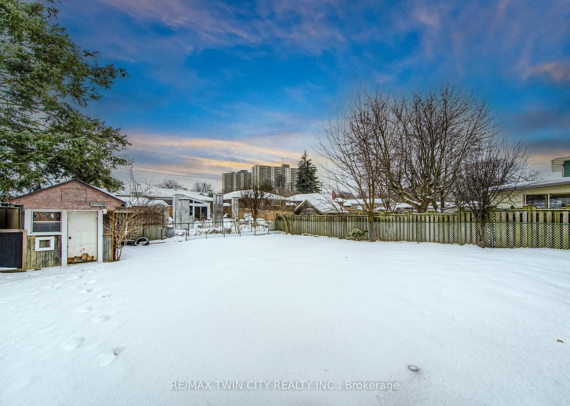 Photo 34 of 23 Fairlawn Road, Kitchener — HOMEH